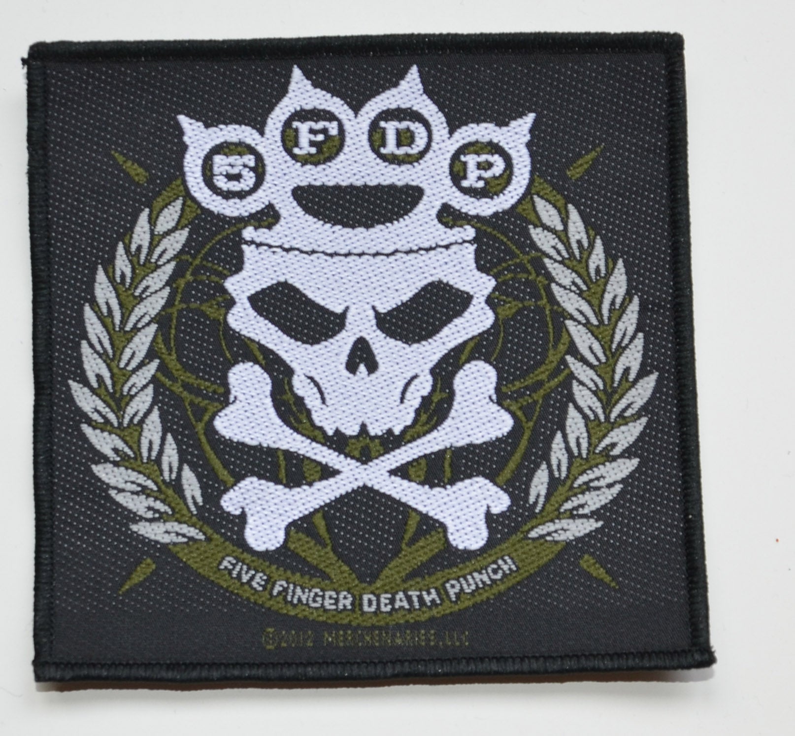 FIVE FINGER DEATH PUNCH - Knuckles Crown 10,2 x 9,8 cm - Patch