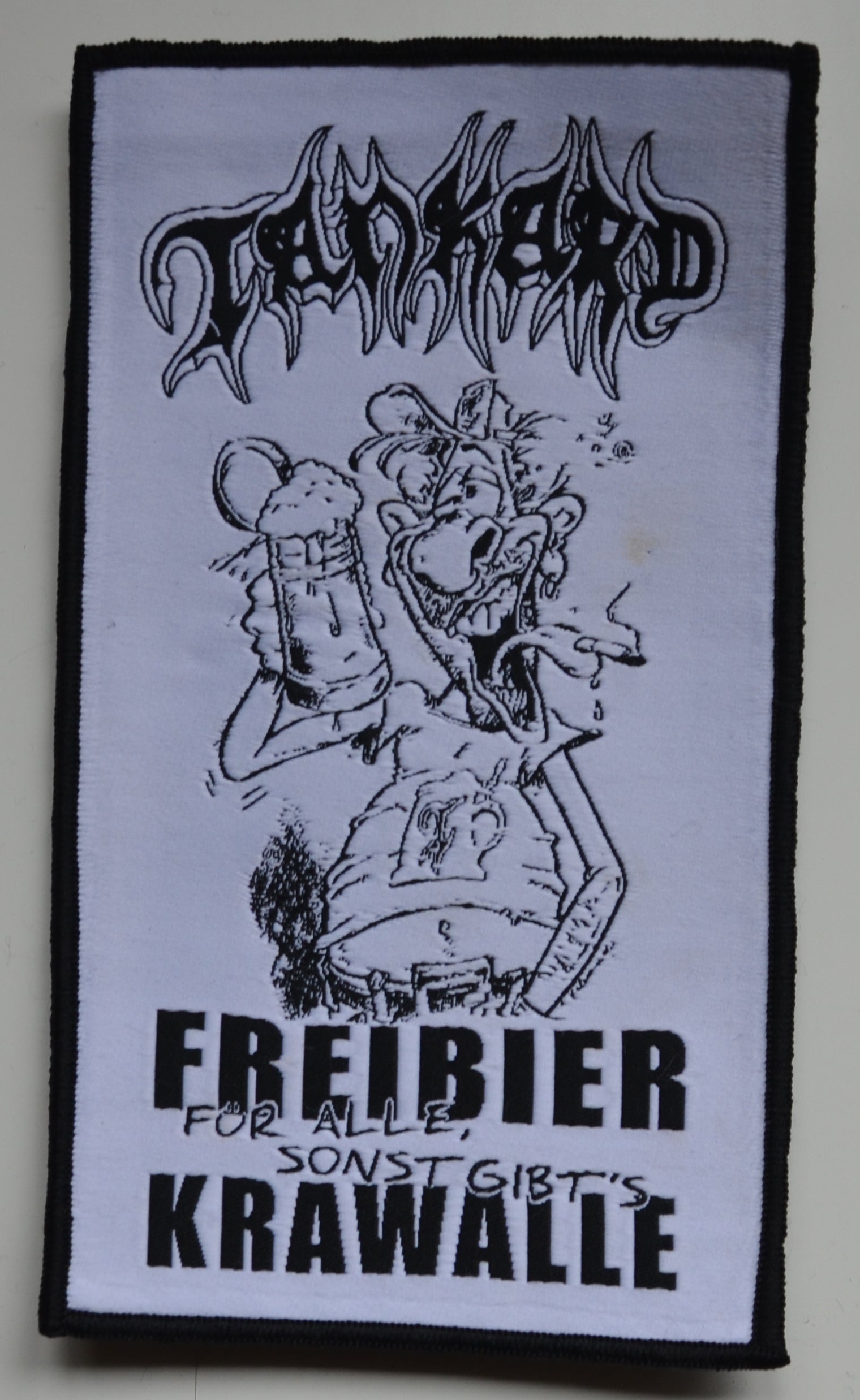 TANKARD - Freibier Fuer Alle, Sonst Gibt’s Krawalle - 5,5 cm x 10,1 cm - Patch